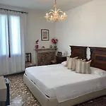 B&B Al Teatro con vista sui canali